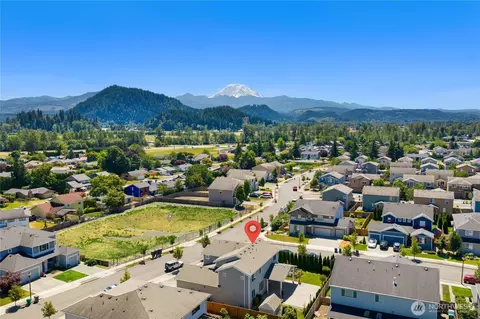 View/Area - 650 Mckinley St, Enumclaw, WA 98022 photo 1 of 3