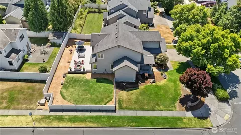 View/Area - 1959 Highpoint St, Enumclaw, WA 98022 photo 3 of 4