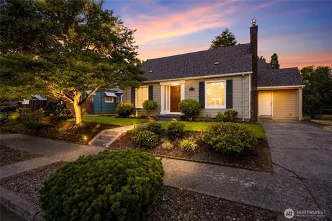 108 E 35th St, Vancouver, WA 98663