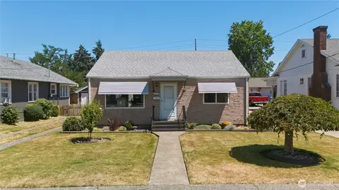 212 L St SE, Auburn, WA 98002