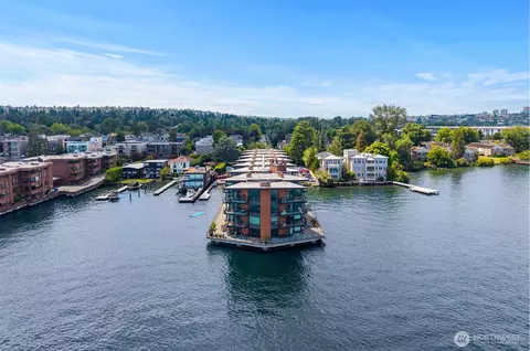 2360 43rd Ave E #404, Seattle, WA 98112