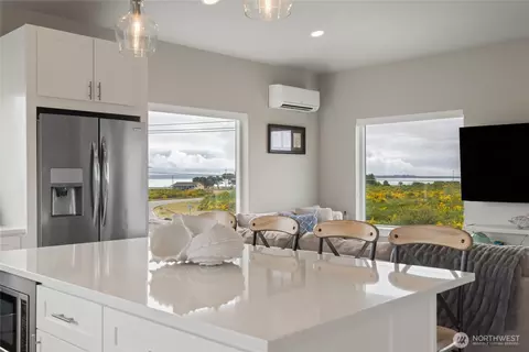 1038 Point Brown Ave SE, Ocean Shores, WA 98569