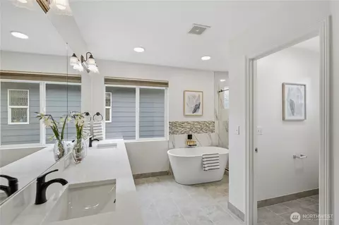 Bath - 17331 31st Dr SE, Bothell, WA 98012 photo 2 of 5