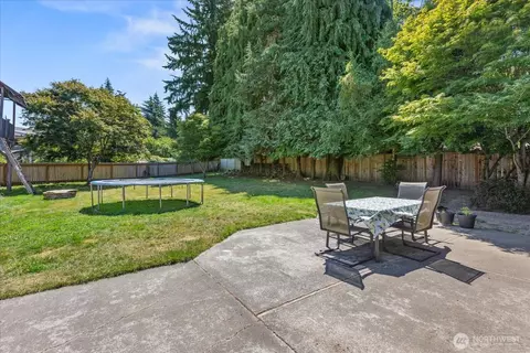 Exterior - 9207 Meadow Way, Everett, WA 98208 photo 5 of 10