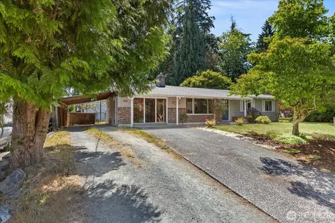 Exterior - 9207 Meadow Way, Everett, WA 98208 photo 3 of 10