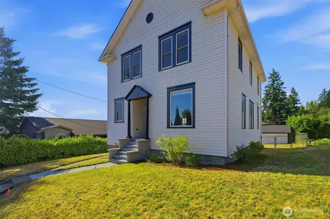 1607 Burwell St, Bremerton, WA 98337