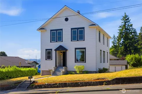1607 Burwell St, Bremerton, WA 98337