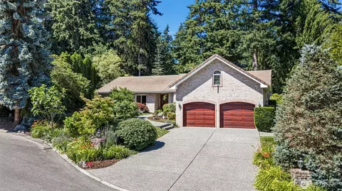 7810 175th St SW, Edmonds, WA 98026