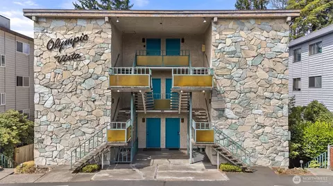 11515 Greenwood Ave N #H, Seattle, WA 98133