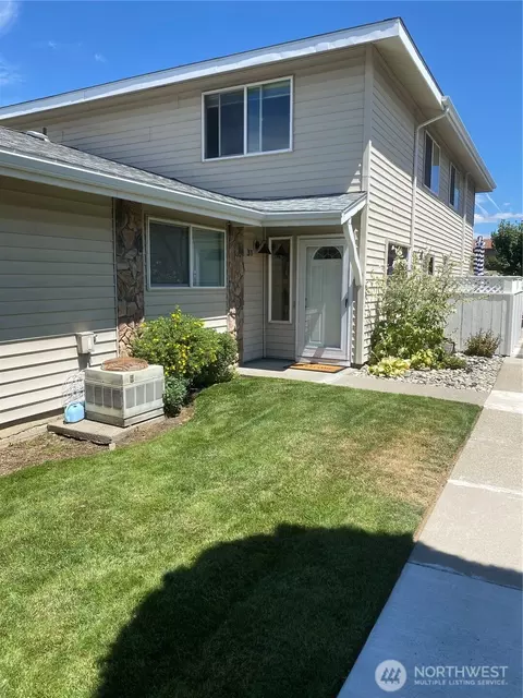 100 Simon #31, East Wenatchee, WA 98802