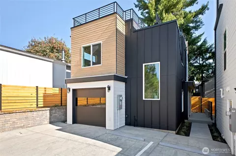 9811 Linden Ave N, Seattle, WA 98103