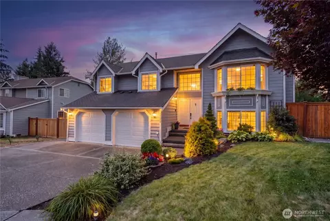 37243 20th Ave S, Federal Way, WA 98003