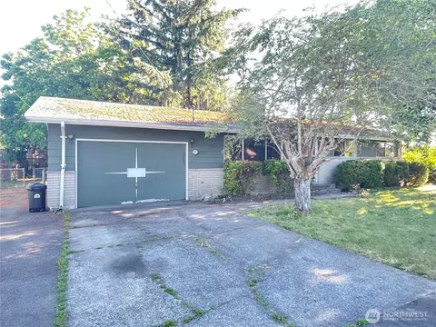 10833 SE 218th St, Kent, WA 98031