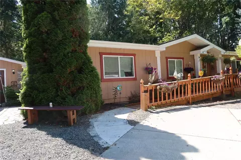 11 Landgrove Ln, Sequim, WA 98382