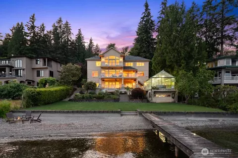 454 W Lake Sammamish Pkwy NE, Bellevue, WA 98008