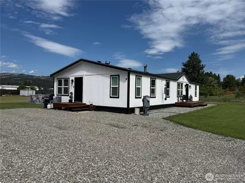 Exterior - 27 Heron Loop, Republic, WA 99166 photo 2 of 10