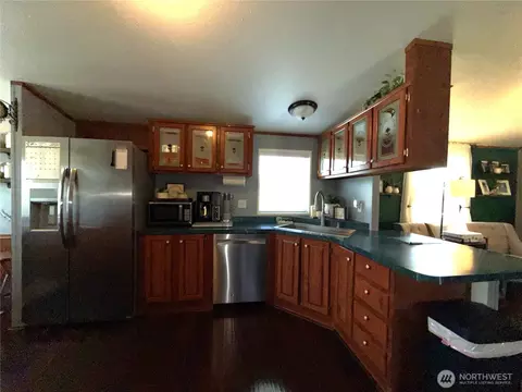Kitchen - 27 Heron Loop, Republic, WA 99166 photo 2 of 3