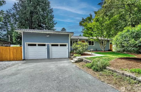 12815 98th Pl NE, Kirkland, WA 98034