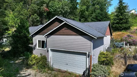 6517 12th St E, Fife, WA 98424