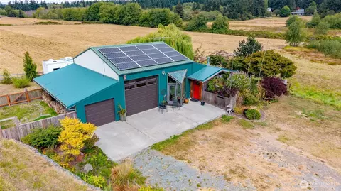 5375 Shore Meadow Rd, Freeland, WA 98249