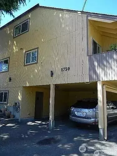 1750 NW 58th St, Seattle, WA 98107