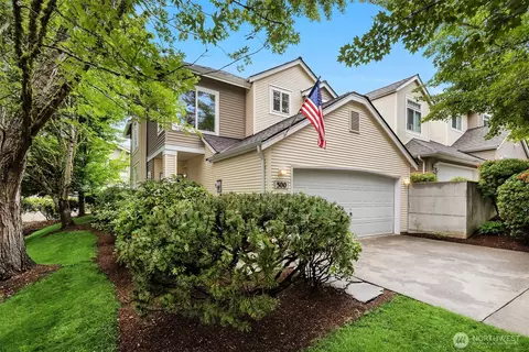 500 S 46 Pl, Renton, WA 98055