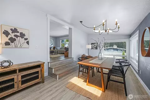 Dining - 1216 118th Pl SE, Everett, WA 98208 photo 1 of 4
