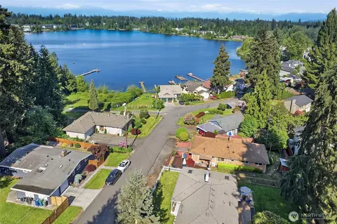 View/Area - 1216 118th Pl SE, Everett, WA 98208 photo 6 of 6
