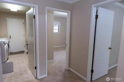 Entry Way - 1831 Rustic Pl, Walla Walla, WA 99362 photo 2 of 2