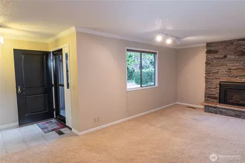 Living - 1831 Rustic Pl, Walla Walla, WA 99362 photo 1 of 5