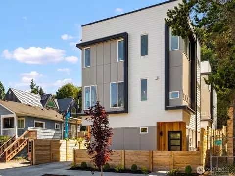 2456 55th Ave SW, Seattle, WA 98116