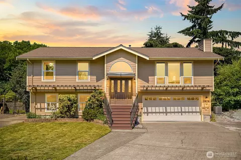 3979 Patrick Ct, Bellingham, WA 98226