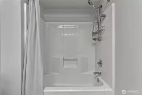 Bath - 1854 Woodmere Loop, Walla Walla, WA 99362 photo 5 of 5