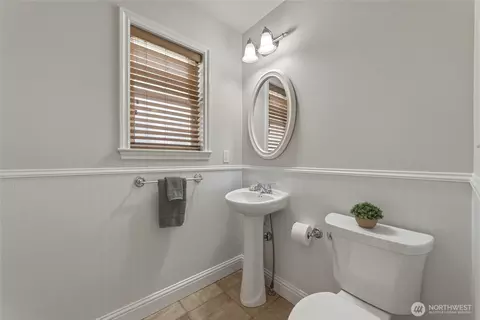 Bath - 1854 Woodmere Loop, Walla Walla, WA 99362 photo 1 of 5