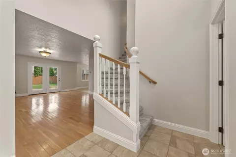 Entry Way - 1854 Woodmere Loop, Walla Walla, WA 99362 photo 1 of 5