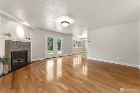 Living - 1854 Woodmere Loop, Walla Walla, WA 99362 photo 1 of 5