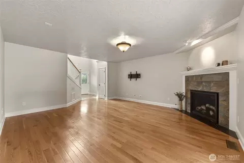 Living - 1854 Woodmere Loop, Walla Walla, WA 99362 photo 5 of 5