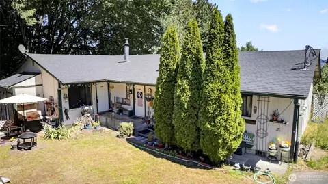 7655 E Karen Ln, Port Orchard, WA 98366