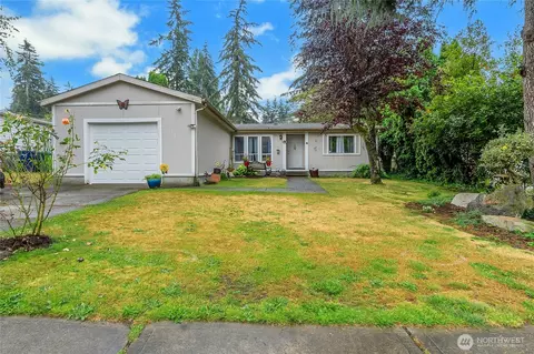 1815 SW 349th Pl, Federal Way, WA 98023
