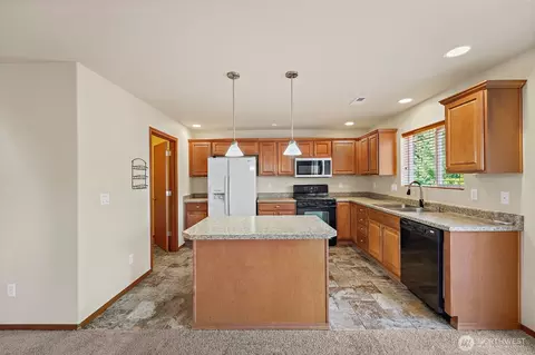 Kitchen - 1413 177th St E, Spanaway, WA 98387 photo 1 of 4