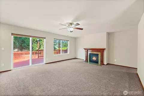 Living - 1413 177th St E, Spanaway, WA 98387 photo 6 of 11