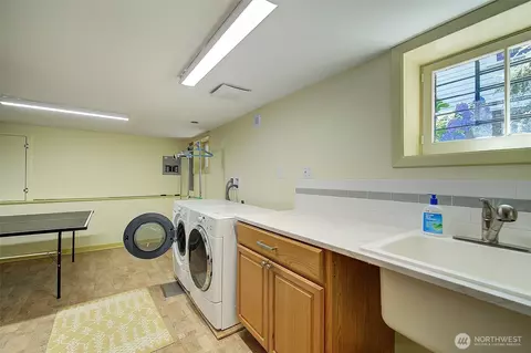 Other - 4655 Eastern Ave N, Seattle, WA 98103 photo 4 of 8