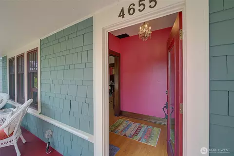 Entry Way - 4655 Eastern Ave N, Seattle, WA 98103 photo 1 of 3