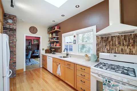 Kitchen - 4655 Eastern Ave N, Seattle, WA 98103 photo 4 of 4