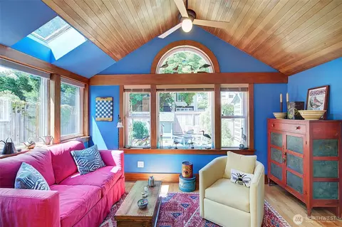 Living - 4655 Eastern Ave N, Seattle, WA 98103 photo 3 of 5