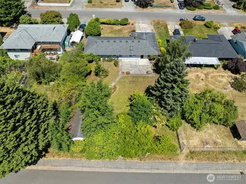 View/Area - 804 94th St SE, Everett, WA 98208 photo 7 of 8