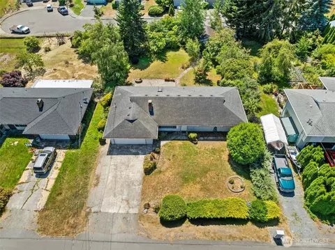 View/Area - 804 94th St SE, Everett, WA 98208 photo 3 of 8