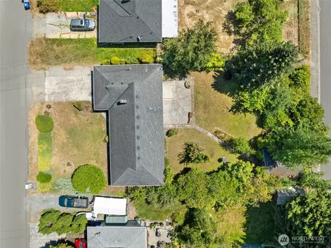 View/Area - 804 94th St SE, Everett, WA 98208 photo 4 of 8