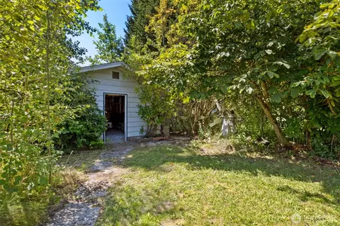 Exterior - 804 94th St SE, Everett, WA 98208 photo 7 of 7