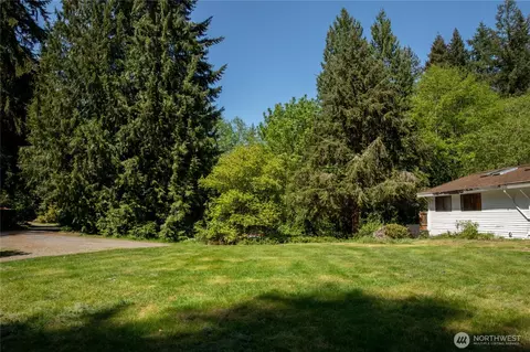 Exterior - 22921 49th Ave SE, Bothell, WA 98021 photo 4 of 15